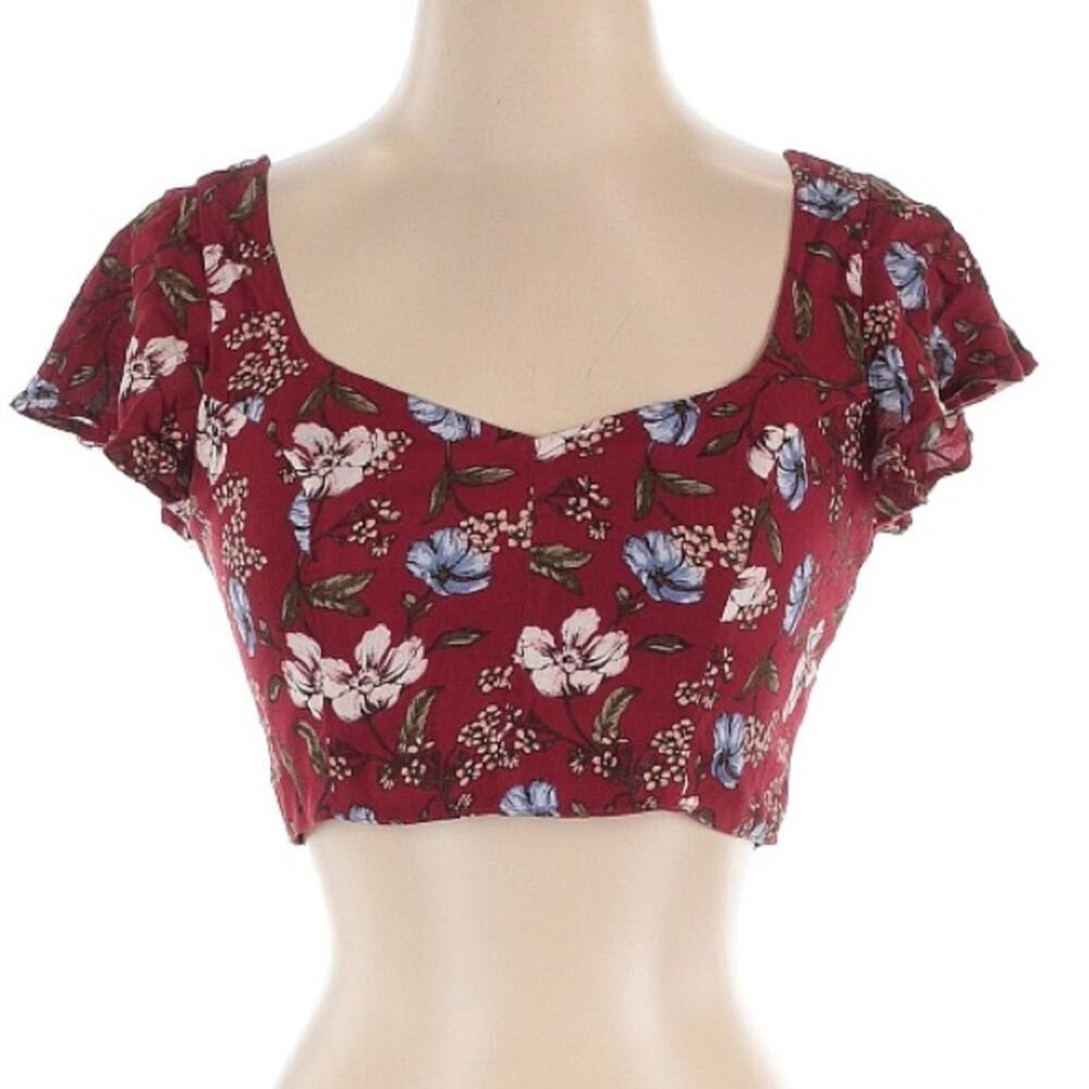 American Eagle Outfitters floral ruffle sleeve crop top